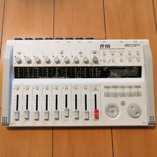 ZOOM R16／マルチトラックレコーダー／8-16トラックMTR／USED 【祝開店