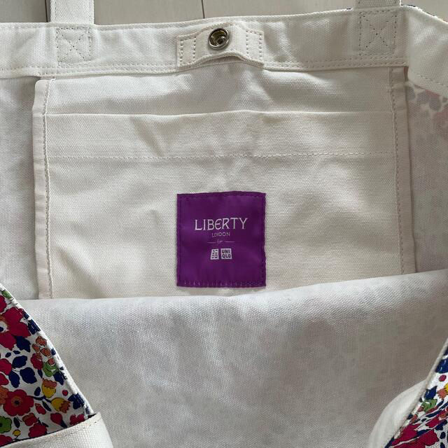 UNIQLO(ユニクロ)の(NNP様専用)UNIQLO LIBERTY LONDONトートバッグ レディースのバッグ(トートバッグ)の商品写真