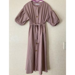 アルシーヴ(archives)の【archives】ピンクロングワンピース　☆新品☆(ロングワンピース/マキシワンピース)