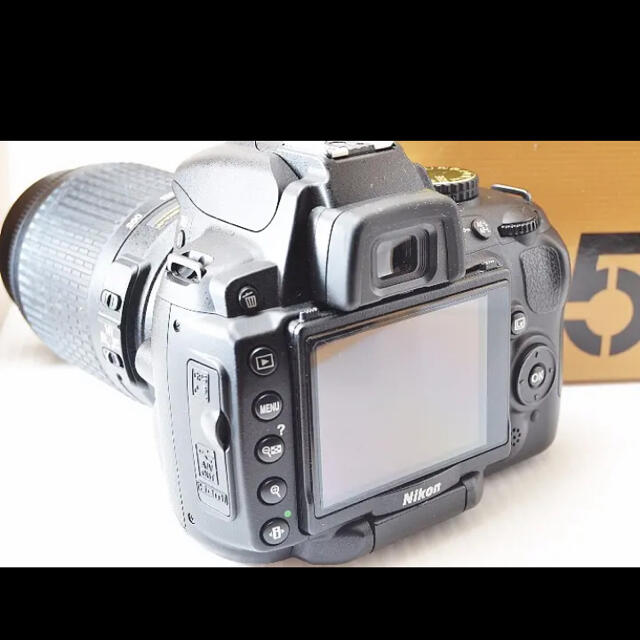 Nikon D5000 一眼レフカメラ 200mmの望遠手ぶれ補正レンズ 2