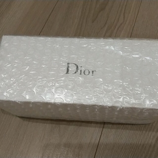クリスチャンディオール(Christian Dior)のクリスチャンディオール カプチュール トータル&ルージュ ホワイトポーチセット(サンプル/トライアルキット)