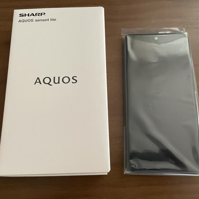 AQUOS sense4 lite SIMフリー