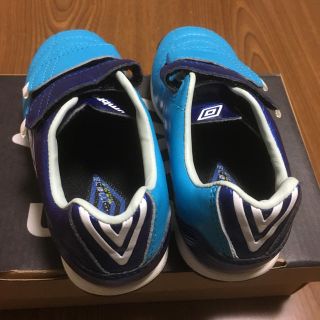 アンブロ(UMBRO)の試着のみ！アンブロトレシュー17cm(シューズ)