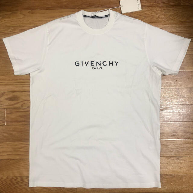 GIVENCHY（ジバンシー）新品未使用　Tシャツ　ホワイトXS