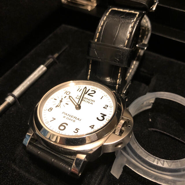 OFFICINE PANERAI(オフィチーネパネライ)の最終値下げ　pam00563 純正ストラップ付き　 メンズの時計(腕時計(アナログ))の商品写真