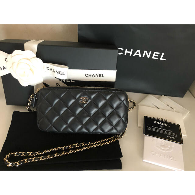 CHANEL シャネル マトラッセ　チェーンウォレット