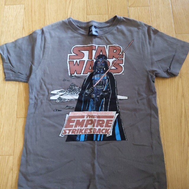 子供用 120cm Tシャツ【STARWARS】 キッズ/ベビー/マタニティのキッズ服男の子用(90cm~)(Tシャツ/カットソー)の商品写真