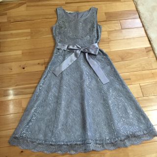 ローラアシュレイ レースワンピースの通販 21点 Laura Ashleyを買うならラクマ