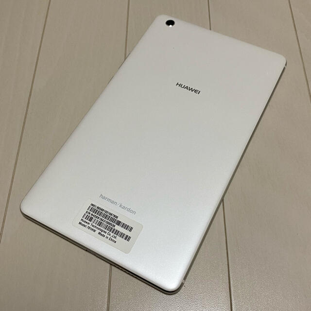 HUAWEI(ファーウェイ)のジャンク HUAWEI MediaPad M3 Lite s 701HW スマホ/家電/カメラのPC/タブレット(タブレット)の商品写真