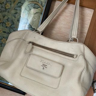 プラダ(PRADA)のプラダトートバッグ❤️アイボリー　美品(トートバッグ)