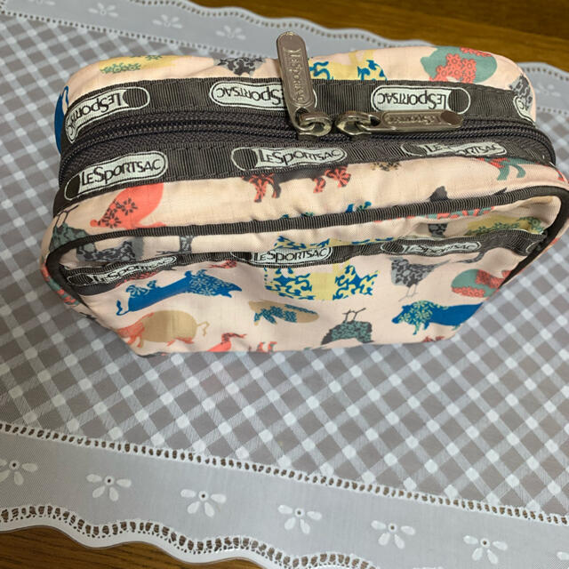 LeSportsac(レスポートサック)の【お買得】　LESPORTSAC  ポーチ レディースのファッション小物(ポーチ)の商品写真