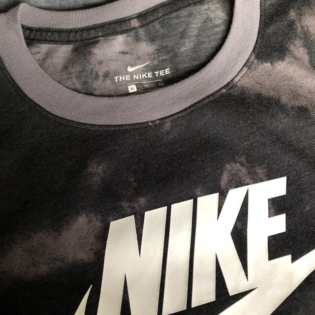 NIKE(ナイキ)のNIKE タイダイ柄Tシャツ レディースのトップス(Tシャツ(半袖/袖なし))の商品写真