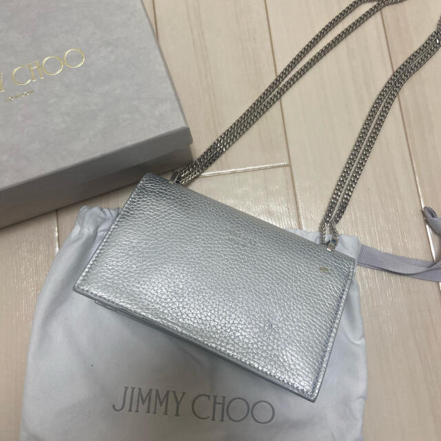 JIMMY CHOO(ジミーチュウ)のJIMMY CHOO  チェーンショルダーバッグ　シルバー レディースのバッグ(ショルダーバッグ)の商品写真