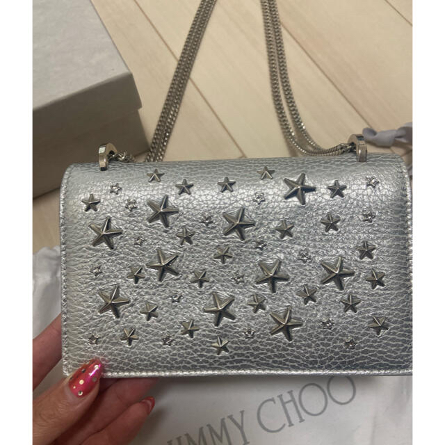 JIMMY CHOO(ジミーチュウ)のJIMMY CHOO  チェーンショルダーバッグ　シルバー レディースのバッグ(ショルダーバッグ)の商品写真