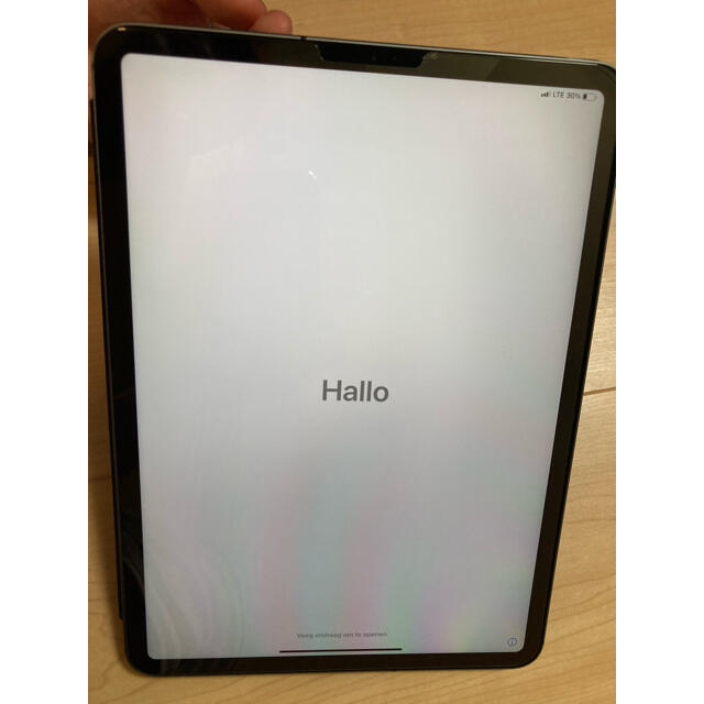 iPad(アイパッド)のiPad Pro 11（2018）Wi-Fi+ Cellular 256GB スマホ/家電/カメラのPC/タブレット(タブレット)の商品写真