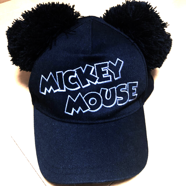 Disney(ディズニー)のミッキー マウス ポンポン付き キャップ 帽子  Mickey Mouse レディースの帽子(キャップ)の商品写真