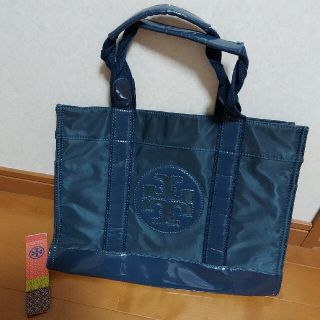 トリーバーチ(Tory Burch)のトリーバーチ　エラトート　ナイロンバッグ　ネイビー(トートバッグ)