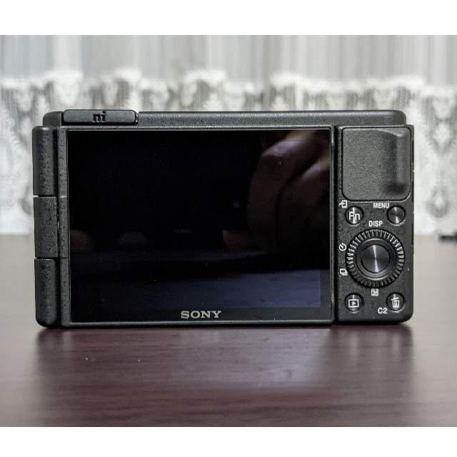 SONY(ソニー)のZV-1　シューティンググリップキット付き スマホ/家電/カメラのカメラ(コンパクトデジタルカメラ)の商品写真