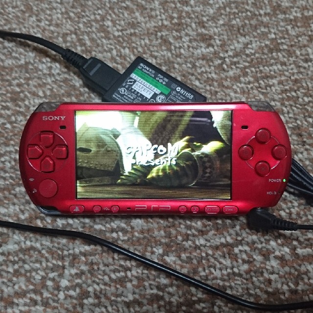超美品 PSP-3000 ラディアント・レッド