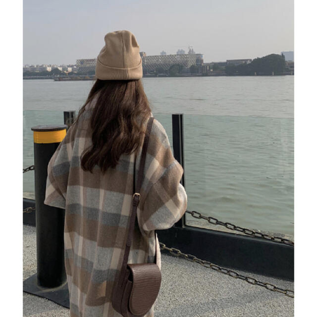 【専用出品】ロングコート　フリーサイズ　フォロー割250円 レディースのジャケット/アウター(ロングコート)の商品写真
