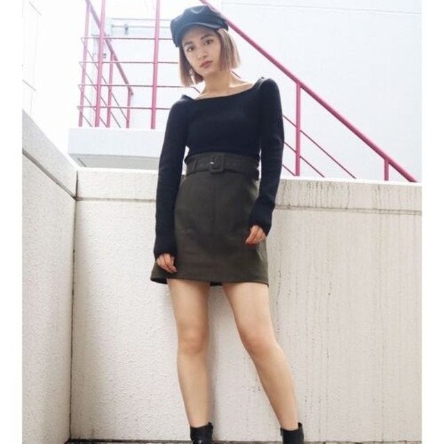 EMODA(エモダ)のEMODA キュロットスカート　カーキ レディースのスカート(ミニスカート)の商品写真