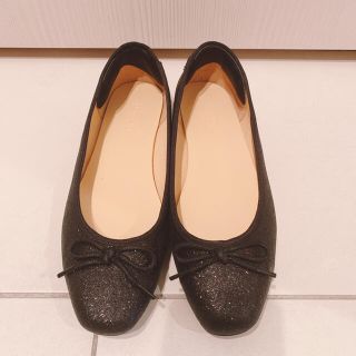 ザラ(ZARA)のブラックラメ　フラットシューズ(バレエシューズ)