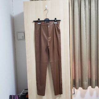 ザラ(ZARA)のZARA　ご購入者様専用　エコレザーハイライズレギンス(カジュアルパンツ)