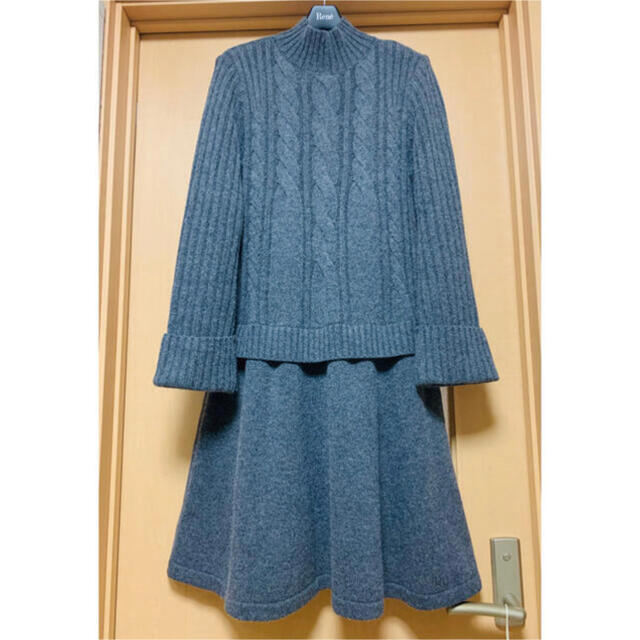 ルネのニッ René DM掲載完売ニットワンピースの通販 by HAY's shop ネット割引品 ルネのニットワンピースです。 ひざ丈ワンピース