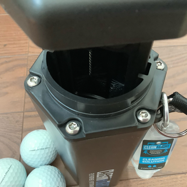 ゴルフボールウォッシャー Titleist pro v1 ボール 3個つき