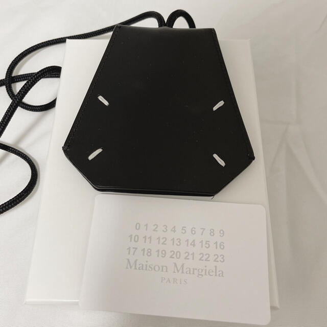 メゾンマルジェラ Maison Margiela クロシェット ネックレス 品多く