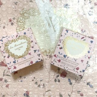 レメルヴェイユーズラデュレ(Les Merveilleuses LADUREE)の専用　ラデュレ　パウダーコンパクト& パウダーファンデーション(ファンデーション)