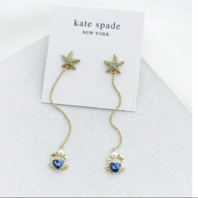 kate spade new york(ケイトスペードニューヨーク)の【新品】kate spadeケイトスペード シースタークラブリニアピアス カニ  レディースのアクセサリー(ピアス)の商品写真