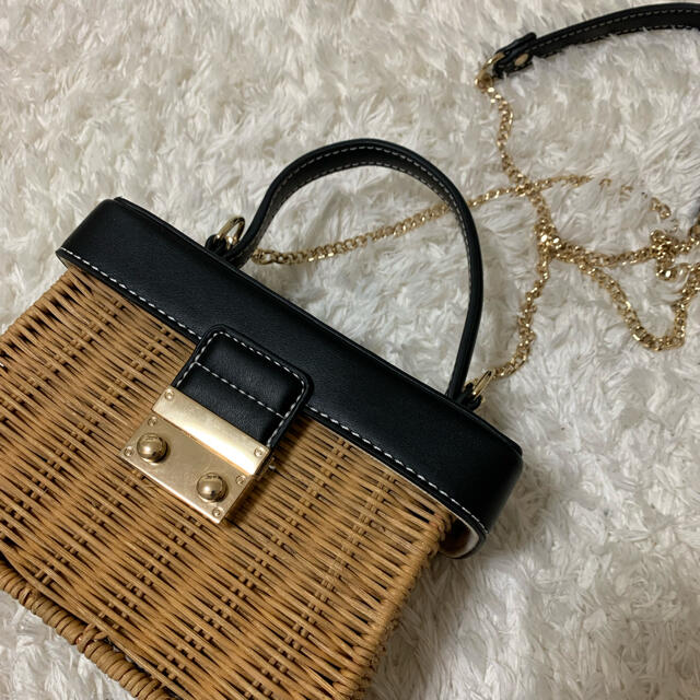 ZARA(ザラ)のZARA カゴバック　ワンハンドル レディースのバッグ(かごバッグ/ストローバッグ)の商品写真