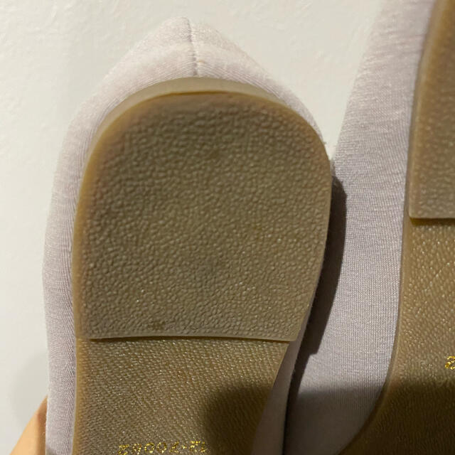 ビジューパンプスグレー レディースの靴/シューズ(ハイヒール/パンプス)の商品写真