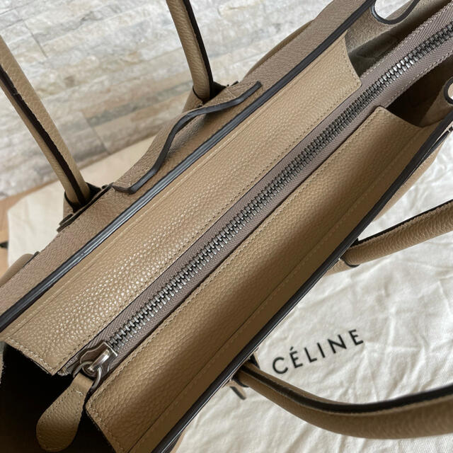 celine(セリーヌ)のセリーヌ　ラゲージ　マイクロ　デューン レディースのバッグ(ハンドバッグ)の商品写真