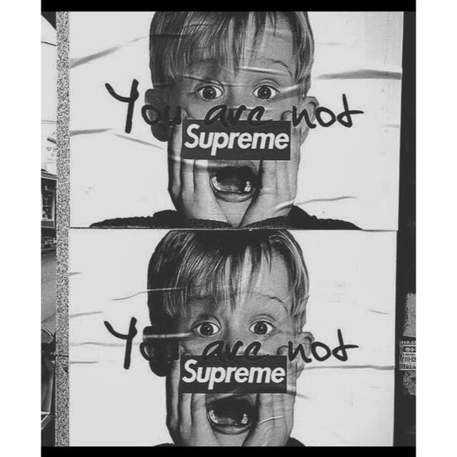 パーカーsupreme ②