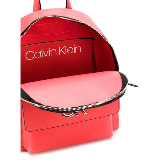 カルバンクラインCalvin Klein ロゴプレート バックパック