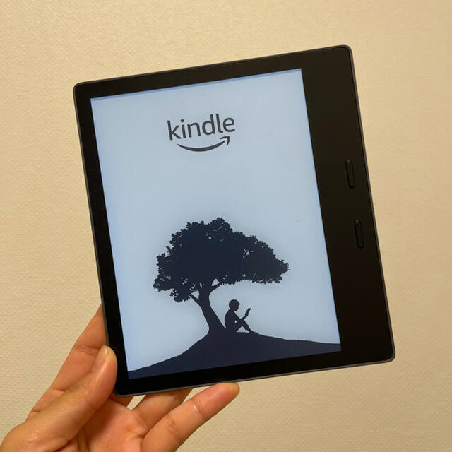 Kindle Oasis 色調調節ライト　搭載wifi8GB広告なし　電子書籍