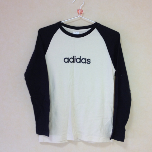 adidas(アディダス)の＊adidas Tシャツ レディースのトップス(Tシャツ(長袖/七分))の商品写真