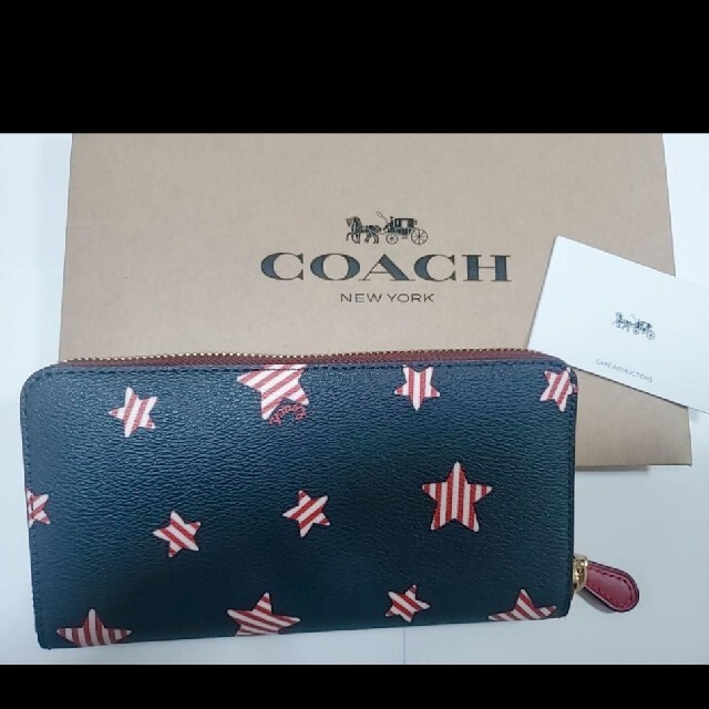 すぐ発送可能! ☆新品・未使用☆COACH/コーチ 星柄 長財布C4575