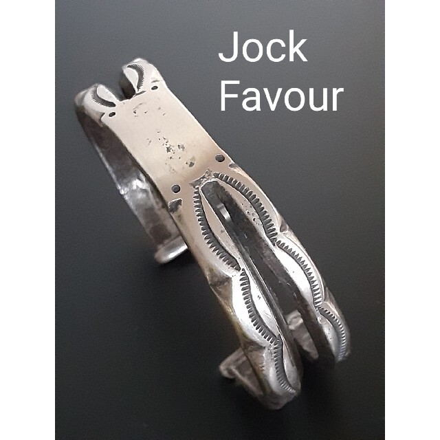 MALAIKA(マライカ)の秀作　新同品　Jock Favour　ジョックフェーバー　インディアンジュエリー メンズのアクセサリー(バングル/リストバンド)の商品写真