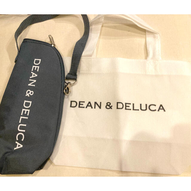 DEAN & DELUCA(ディーンアンドデルーカ)のDEAN ＆ DELUCA ペットボトルホルダーとおまけ付き レディースのバッグ(エコバッグ)の商品写真