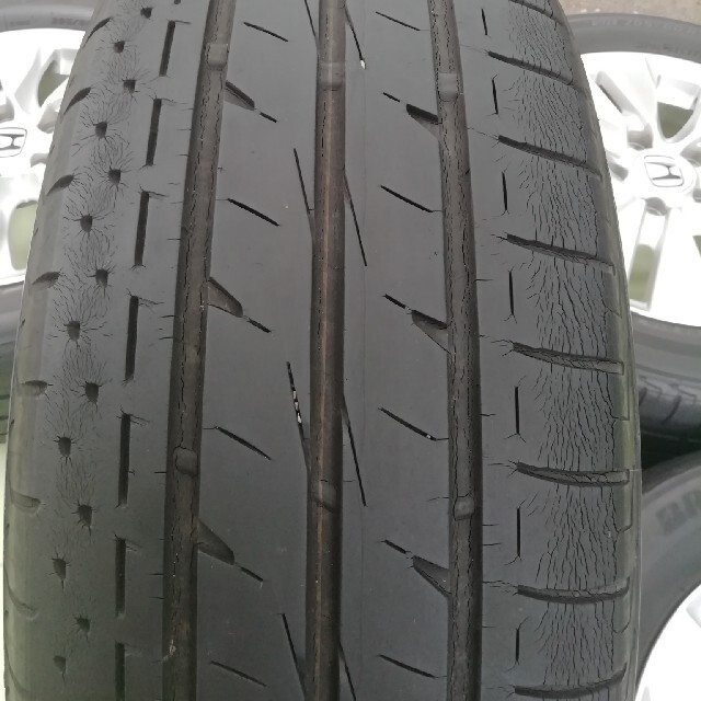 BRIDGESTONE(ブリヂストン)のホンダ純正RK5　ステップワゴンスパーダ　アルミホイール・タイヤ4本セット 自動車/バイクの自動車(タイヤ・ホイールセット)の商品写真