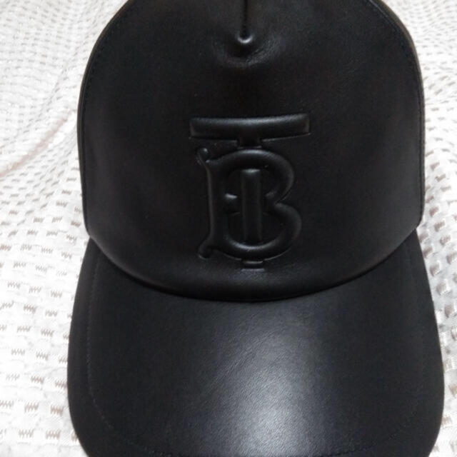 BURBERRY(バーバリー)のBURBURRY BT ロゴ レザー キャップ M バーバリー リカルドティッシ メンズの帽子(キャップ)の商品写真