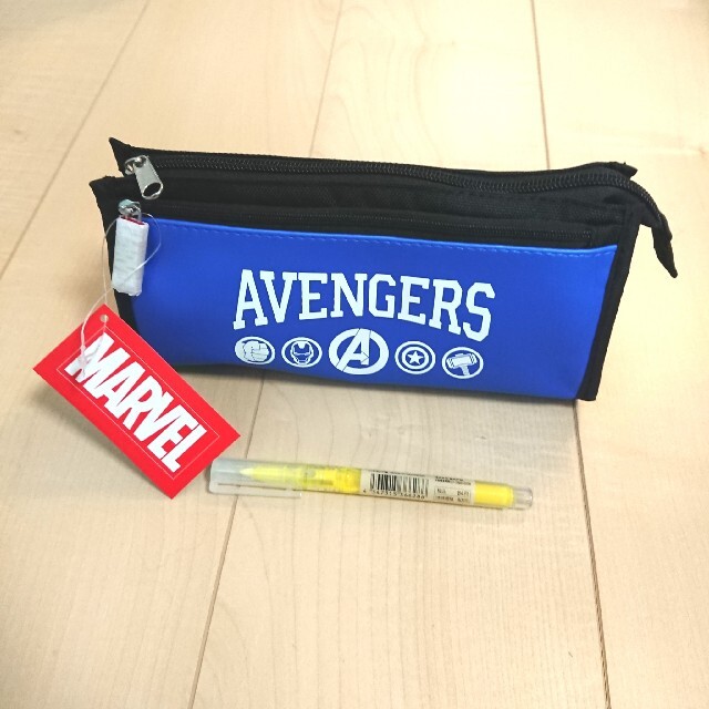 MARVEL(マーベル)のマーベル MARVEL アベンジャーズ 筆箱 新品 ペンケース ペンポーチ エンタメ/ホビーのおもちゃ/ぬいぐるみ(キャラクターグッズ)の商品写真