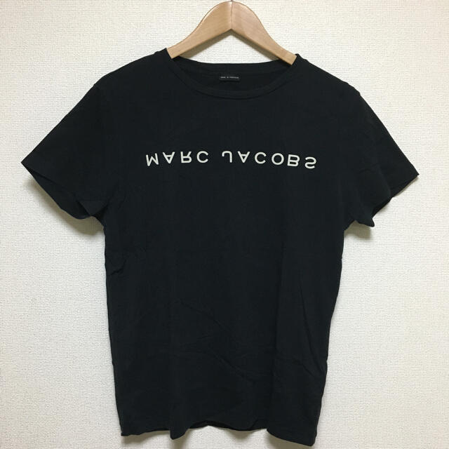 MARC BY MARC JACOBS(マークバイマークジェイコブス)の【希少】MARC JACOBS ブラック 反転ロゴ tシャツ レディースのトップス(Tシャツ(半袖/袖なし))の商品写真