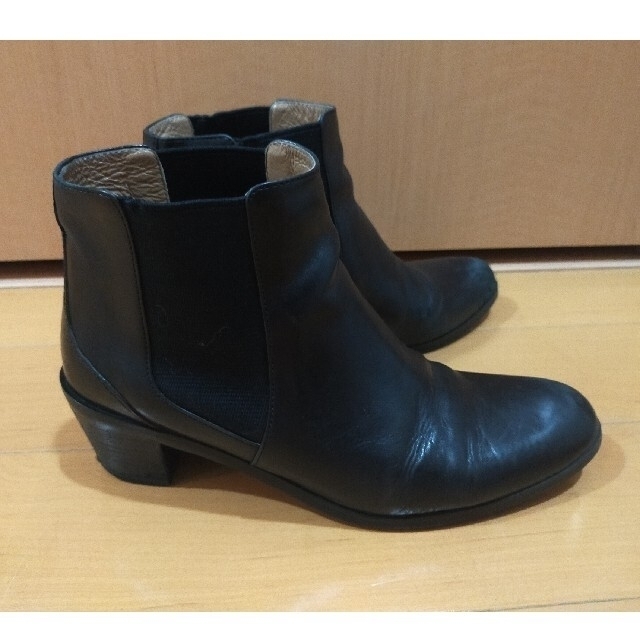 Odette e Odile(オデットエオディール)のオデットエオディール ショート ブーツ 黒 23cm レディースの靴/シューズ(ブーツ)の商品写真