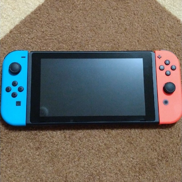 Nintendo Switch 本体 proコントローラー エンタメ/ホビーのゲームソフト/ゲーム機本体(家庭用ゲーム機本体)の商品写真