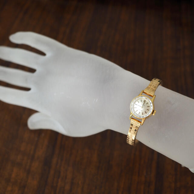 OMEGA(オメガ)の超美品✨OMEGA Ladymatic カットガラス ベルト2本✨ロレックス レディースのファッション小物(腕時計)の商品写真