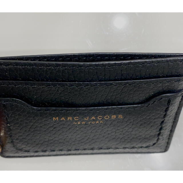 MARC JACOBS(マークジェイコブス)のMARC JACOBS カードケース　パスケース レディースのファッション小物(名刺入れ/定期入れ)の商品写真